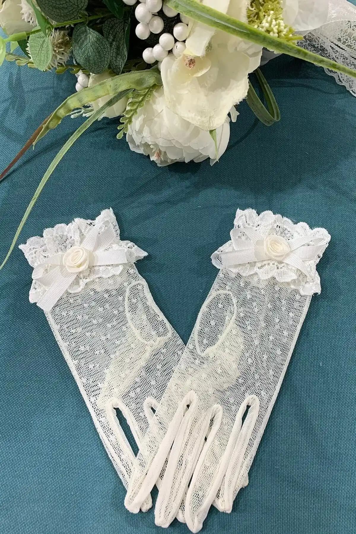 TURKUAZ Beyaz Gelin Eldiveni: Zarif ve Dayanıklı Tasarım ile Özel Günler İçin Uygun