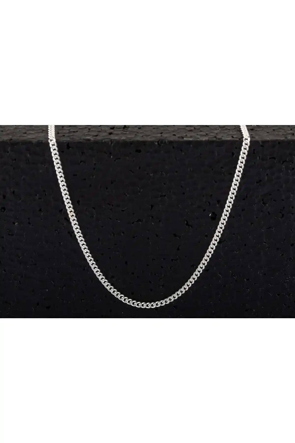 Viewmoon 925 Ayar Güçmüş Unisex İnce Zincir Kolye Modern ve Zarif Tasarım