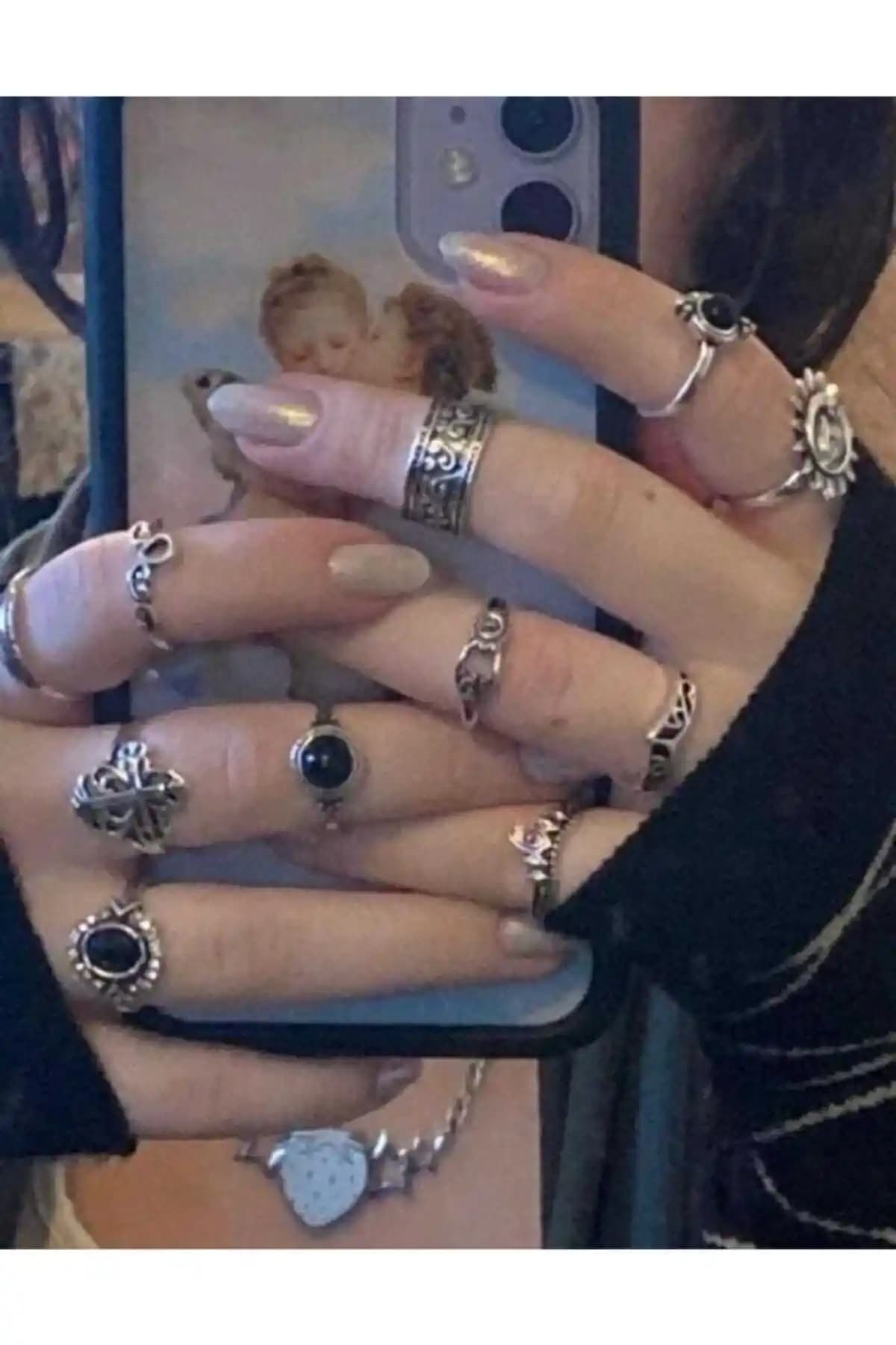 Vintageamer Kadın 11 Parçalı Yüzük Seti Şıklık ve Çok Yönlülük Sunar