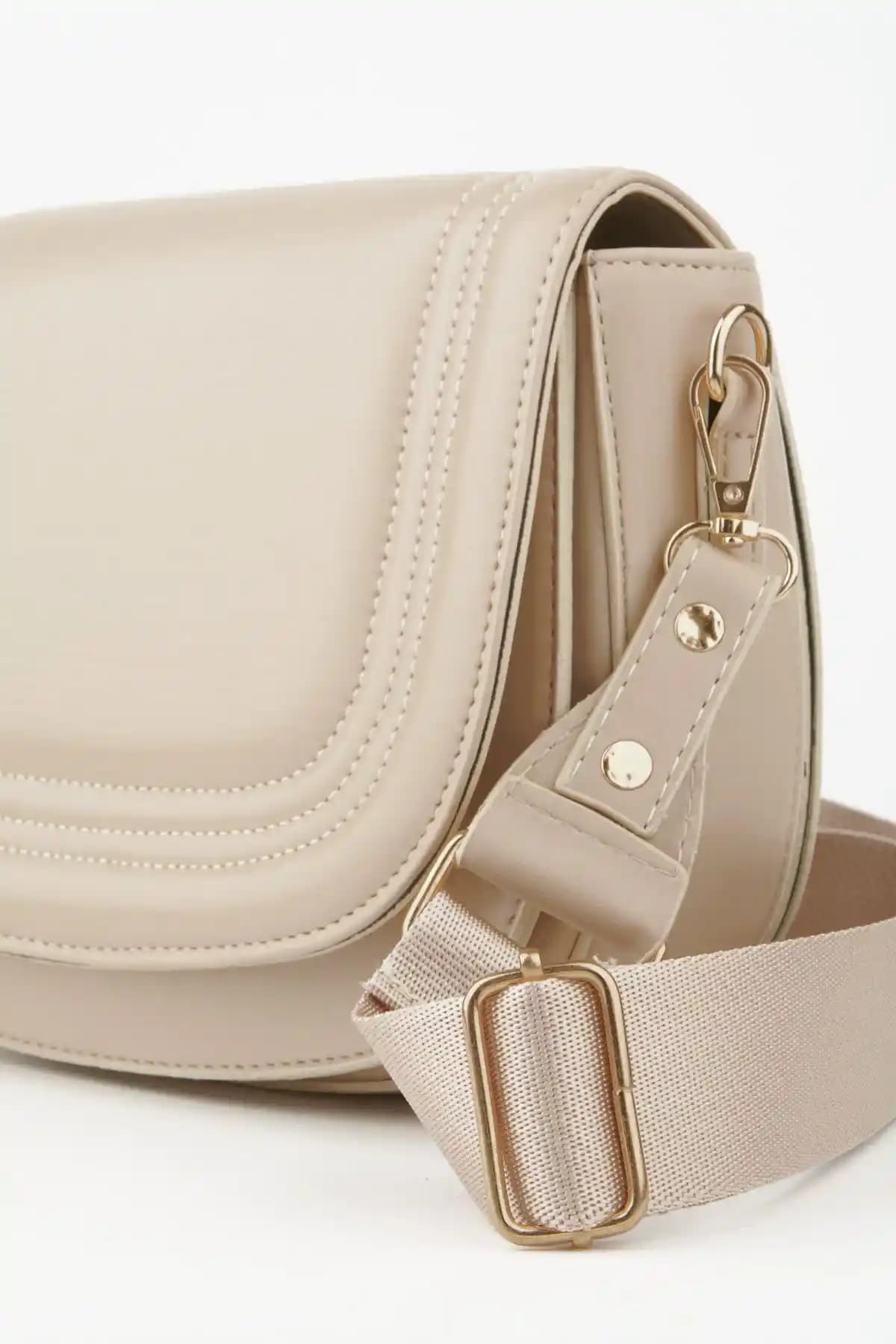 Vivaq Kadın Vizon 5 Bölmeli Astarlı Kapaklı Çıt Çıt Kapama El ve Omuz Çantası İnceleme ve Özellikleri