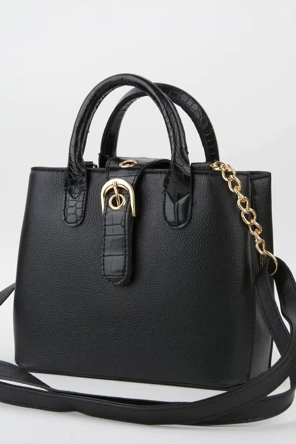 Vivaq Siyah Suni Deri Kadın Çantası: Şıklık ve İşlevselliğin Modern Birleşimi