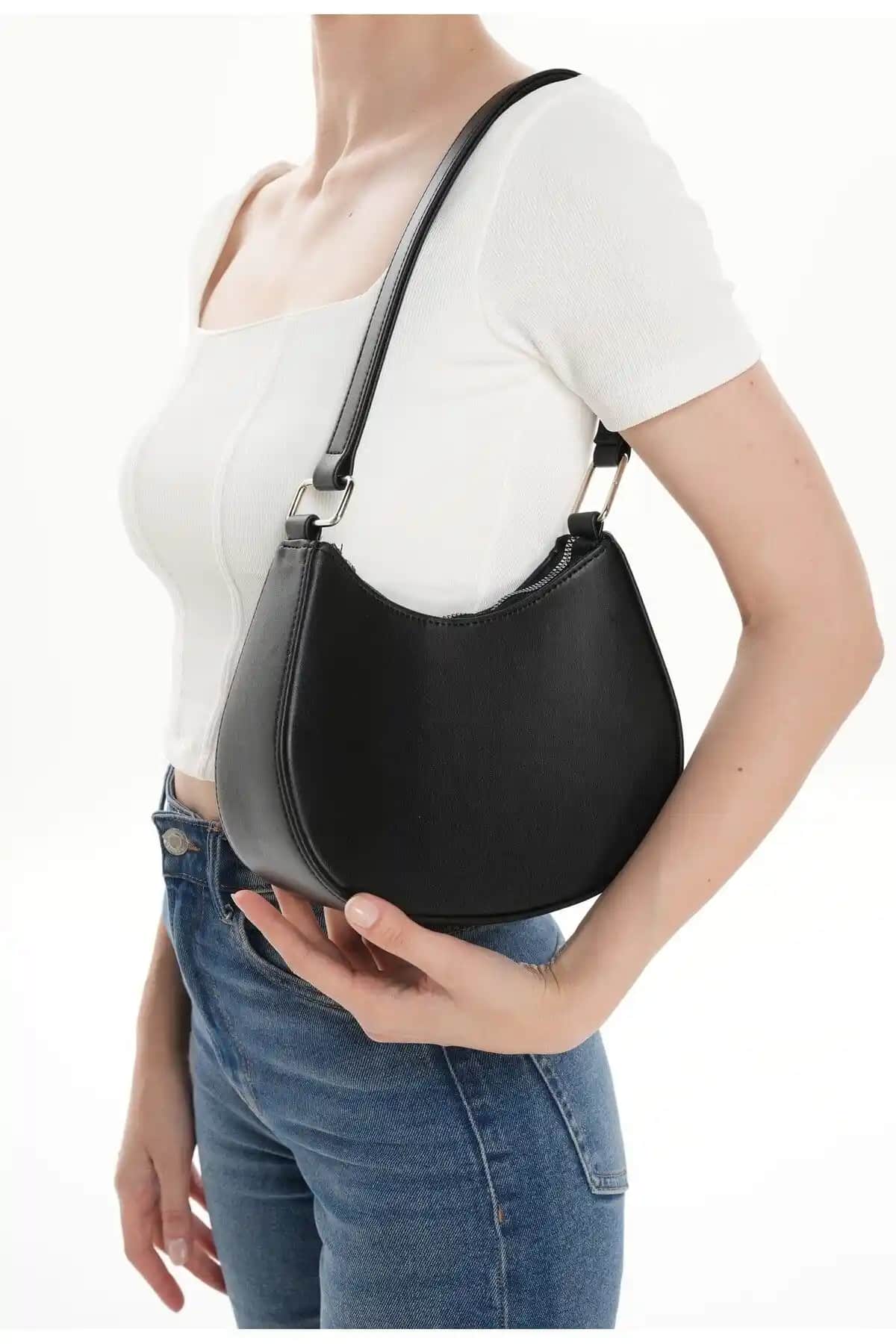 WITH-W Siyah Deri Kadın Omuz Çantası Modern ve Şık Tasarım İle Günlük Kullanım İçin Uygun