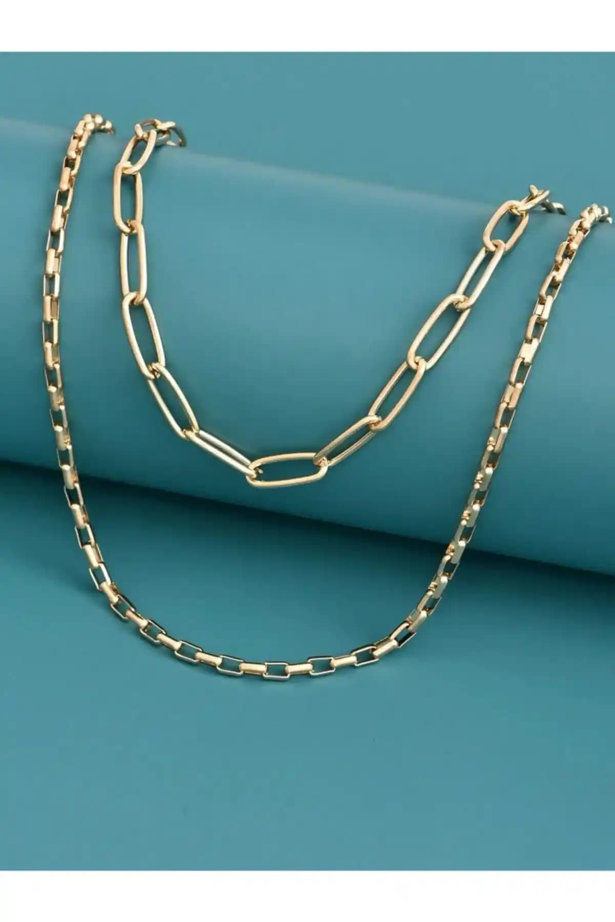 X-Lady Accessories Altın Rengi Gerdanlık Kolye Kadınlar İçin Şık ve Dayanıklı Takı Seçeneği