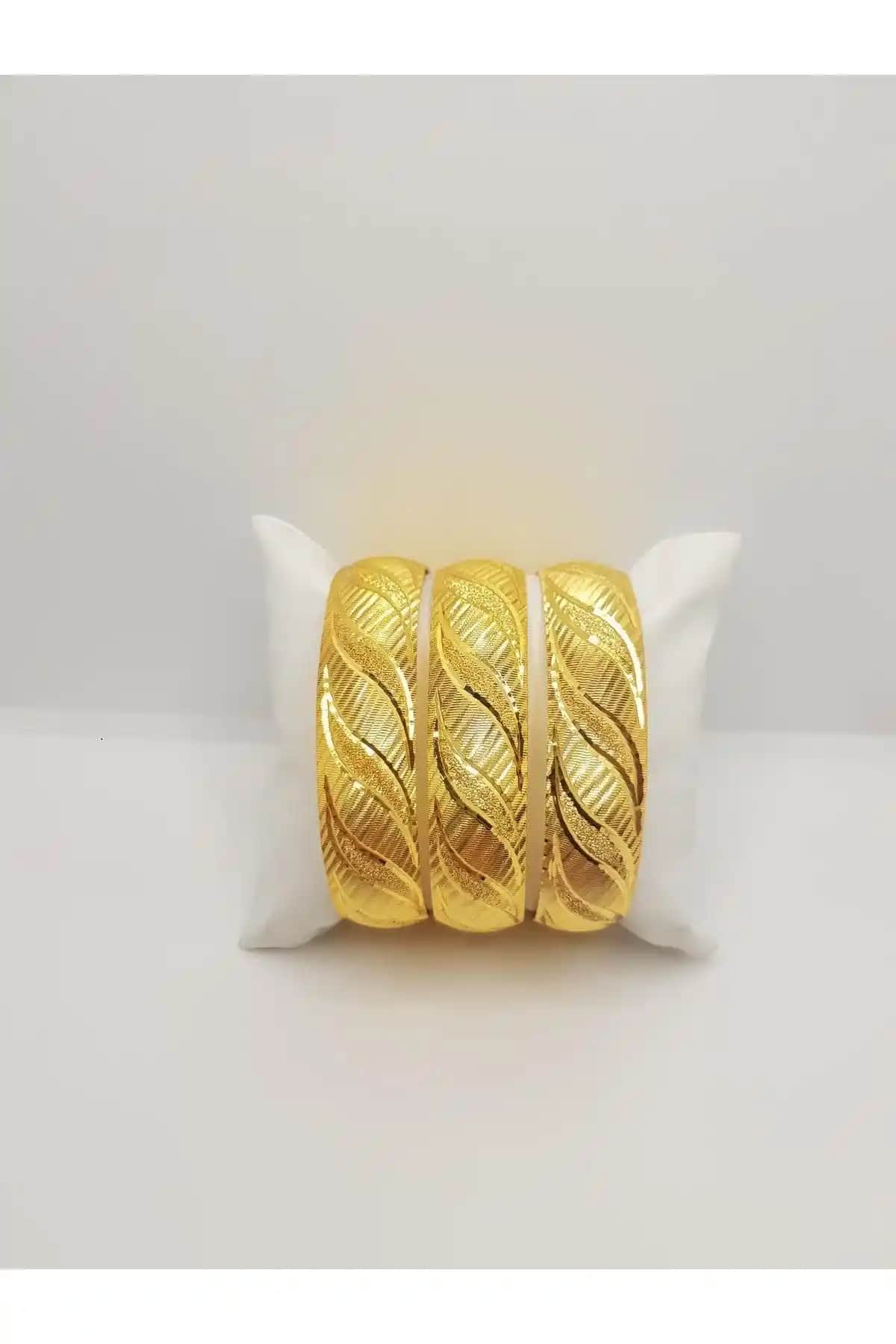 Yılmaz Gold 24 Ayar Altın Kaplama Modern Bilezik – Zarif ve Dayanıklı Takı Seçeneği