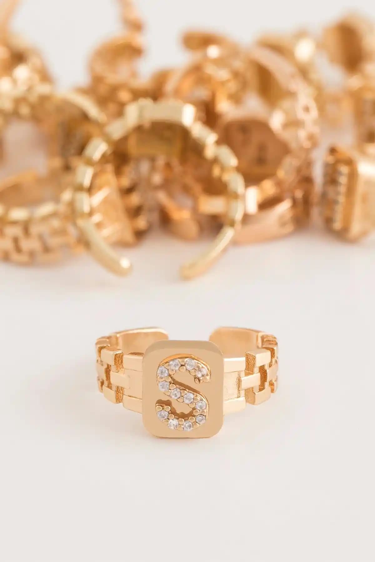 Zarif ve Modern Altın Kaplama Zirkon Taşlı Ayarlanabilir Yüzük