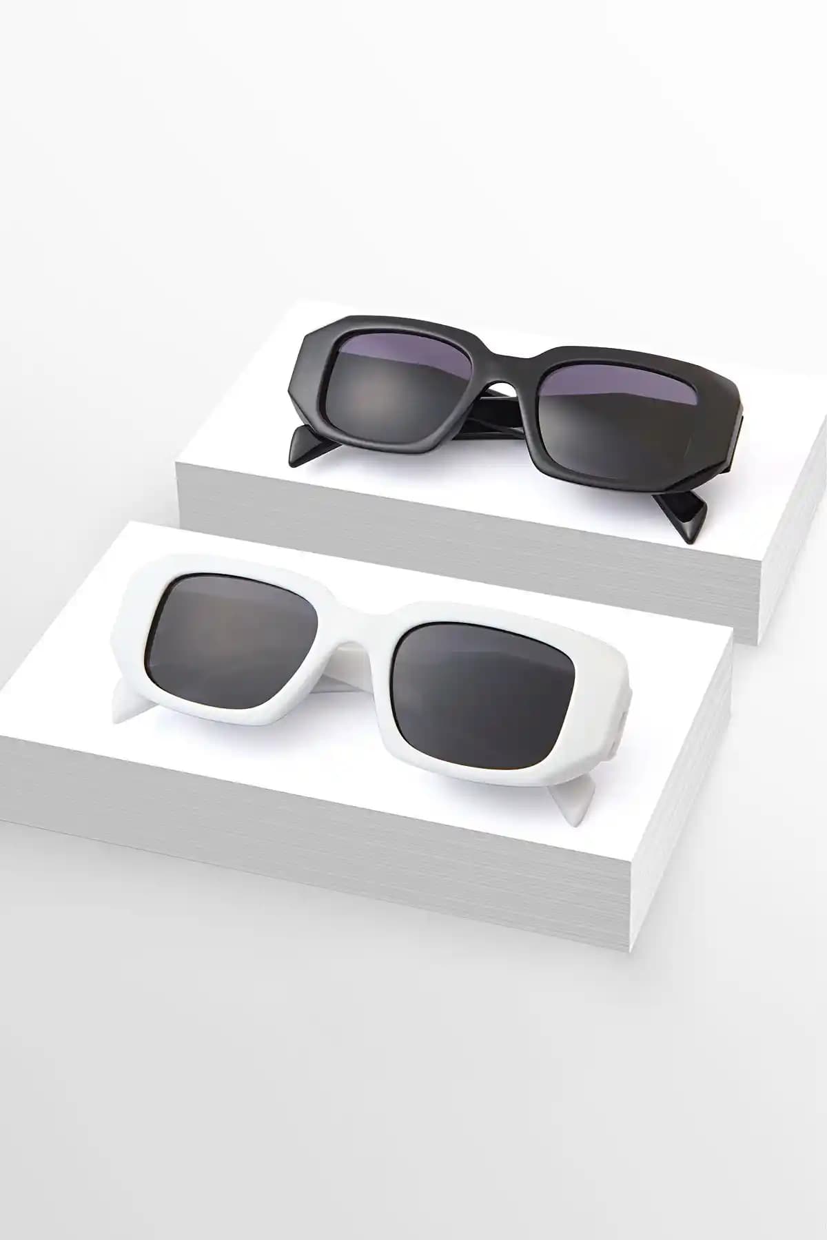 Zzla 2 Li Fırsat Siyah Beyaz Güneş Gözlüğü Modern Tasarım ve Koruma Özellikleriyle