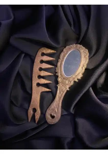 Almondia Tasarım Ayna Tarak Seti ile Şıklık ve Pratiklik Bir Arada