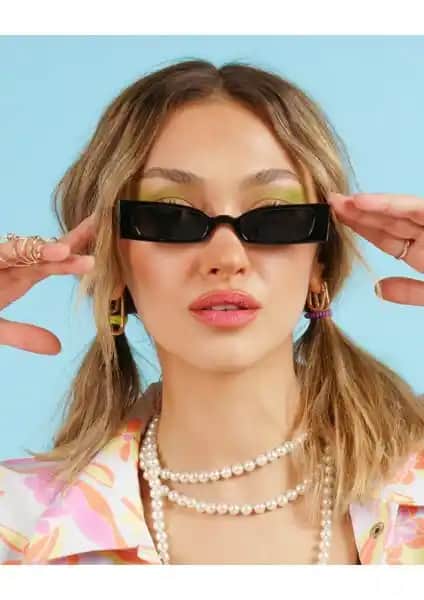 Corney Design Rachel Güneş Gözlüğü: Şık Tasarım ve UV Koruma Özellikleriyle Günlük Kullanım