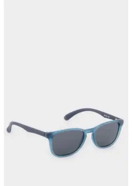 DeFacto Erkek Çocuk Güneş Gözlüğü: UV Koruma ve Şıklık Sunan Modern Tasarım