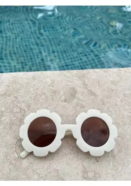 Jolly Kids UV 400 Korumalı Çocuk Güneş Gözlüğü Papatya Modeli - Sağlıklı ve Şık Çocuk Gözlüğü