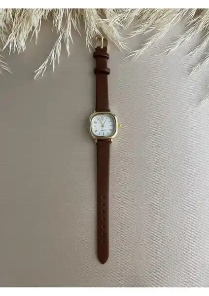 Quartz Retro Minimal Vintage Kadın Kol Saati: Şıklık ve Zarafetin Buluşması