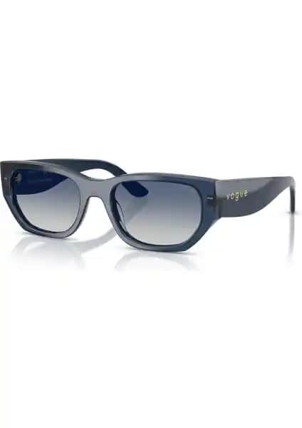 Vogue VO5586S 27644L 53 Kadın Güneş Gözlüğü Modern Tasarım ve Dayanıklı Malzeme ile Şıklık Sunar