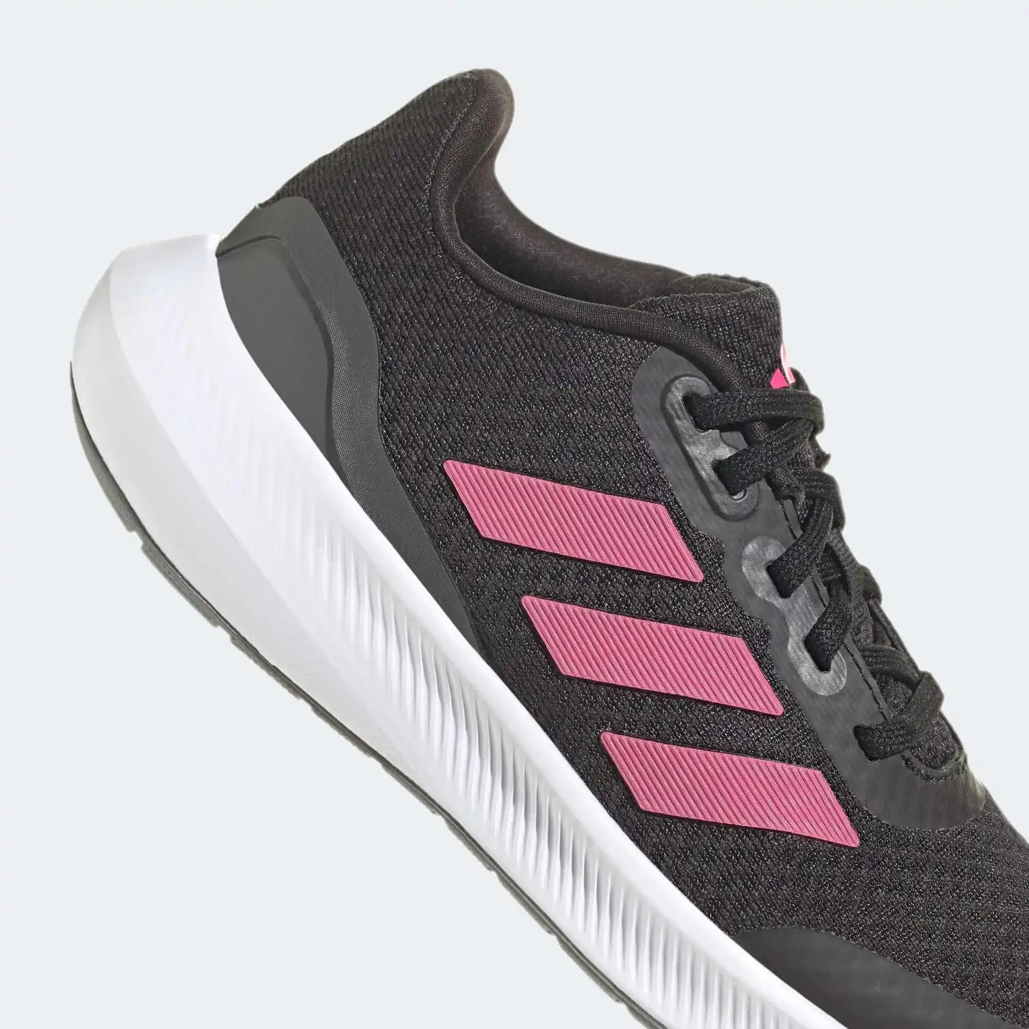 adidas Runfalcon 3.0 Kadın Koşu Ayakkabısı: Konfor ve Teknoloji Buluşması