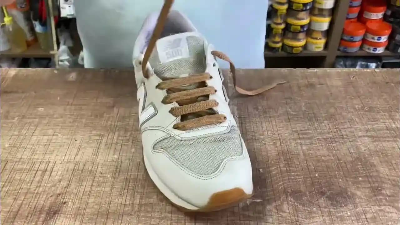 Ayakkabı Bağcığı Takma Teknikleri ve Nike Air Force Bağcıkları için Doğru Yöntemler