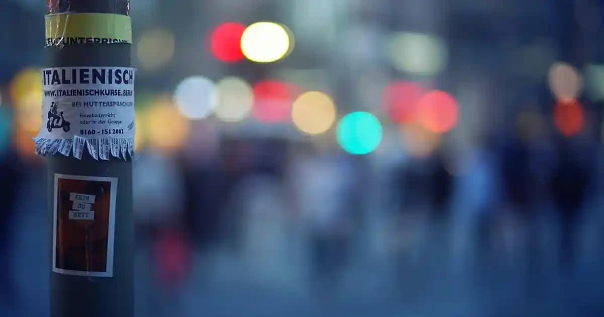 Skechers Leopar Desenli Ayakkabılar: Moda ve Fonksiyonun Şık Buluşması