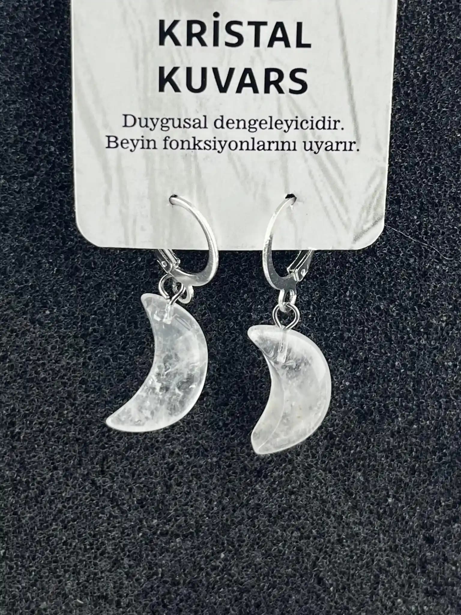 Ay Küpe Nedir? Moda ve Sembolik Anlamlarıyla Güçlü Bir Aksesuar