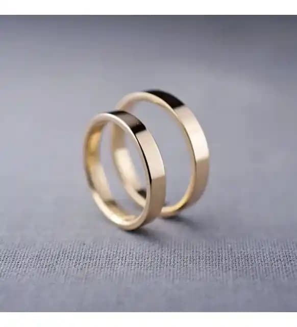 Çanta ve Aksesuarlarında Çift Yüzükleri: Zarafet ve Fonksiyonelliğin Modern Buluşması