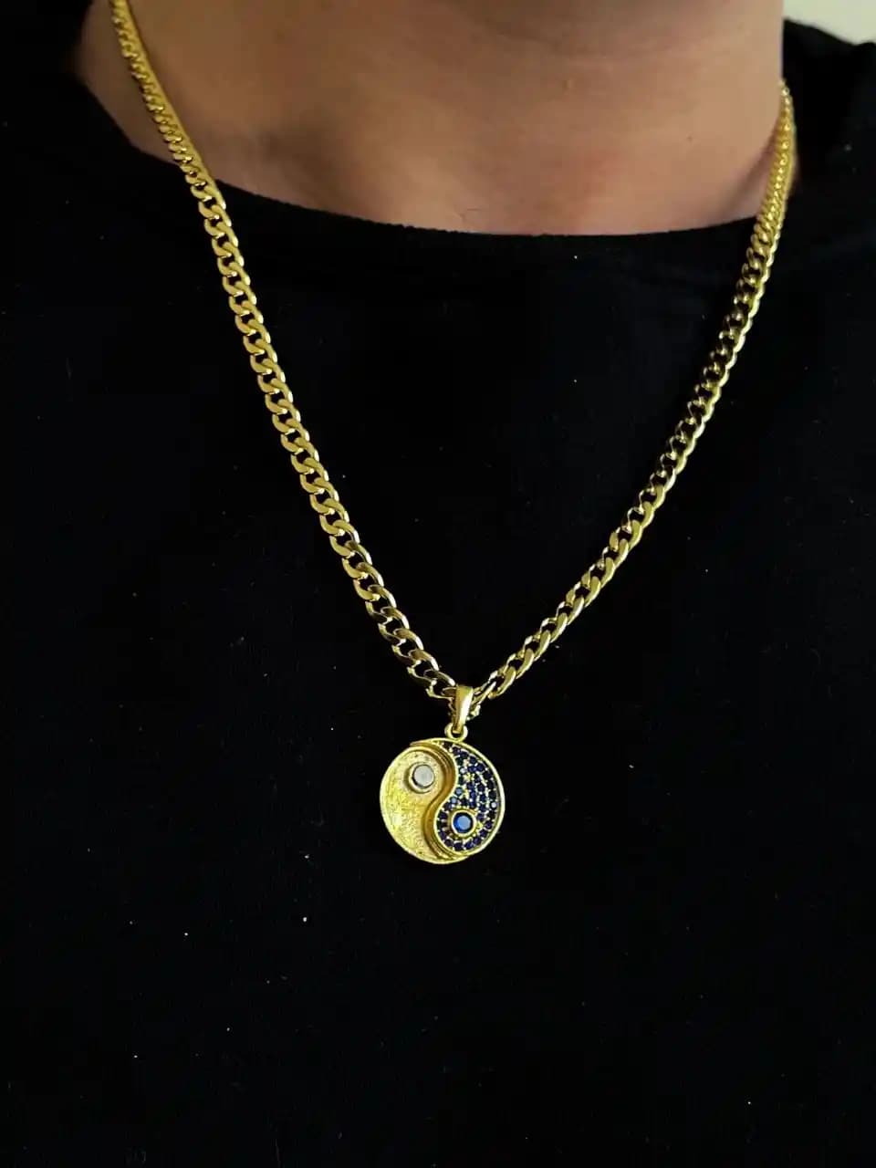 Çift Kolye Trendleri ve Stil İpuçlarıyla Kendinizi İfade Edin