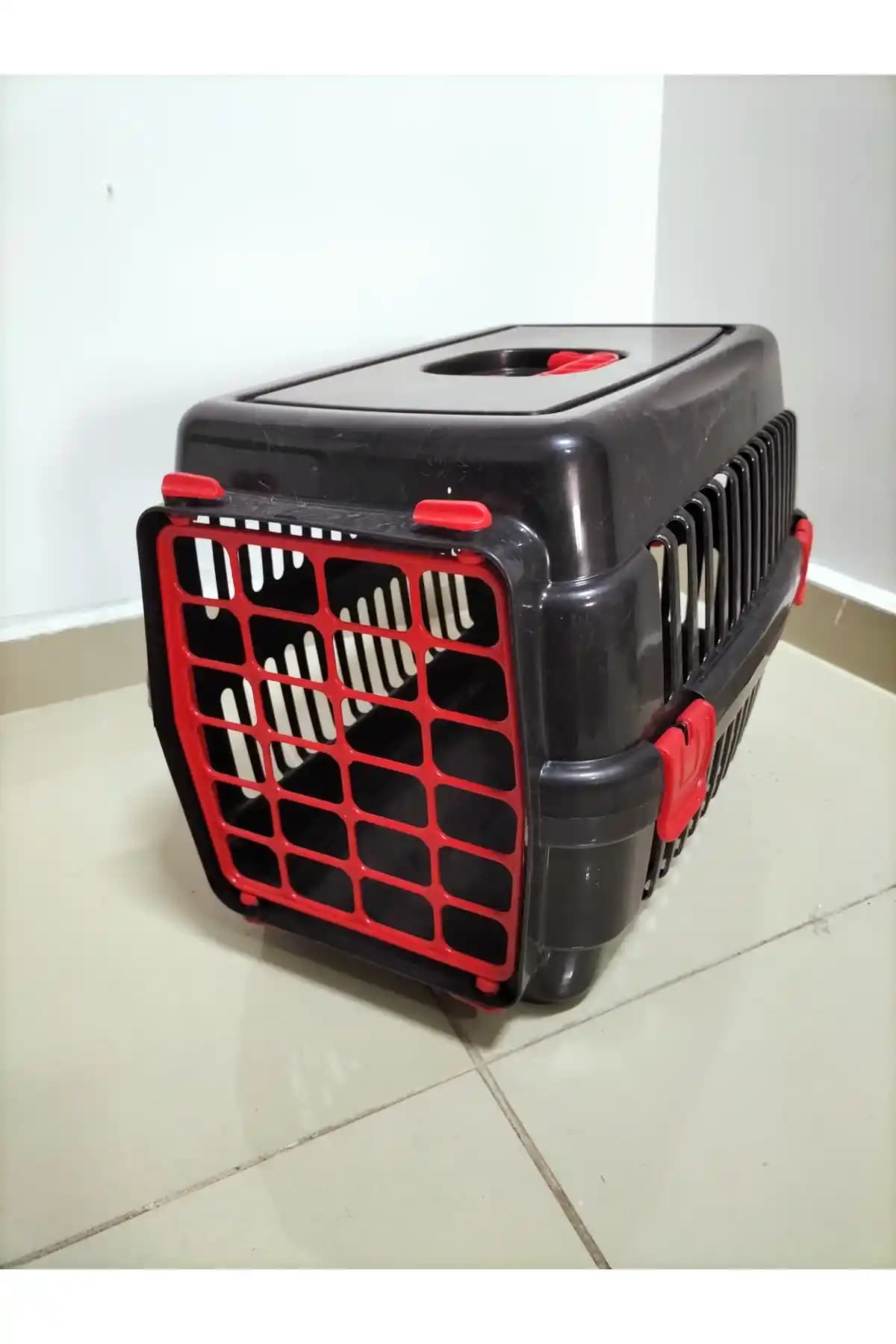 Kedi Puseti Seçenekleri ve Kullanım İpuçlarıyla Hem Şık Hem İşlevsel Taşıma Çözümleri