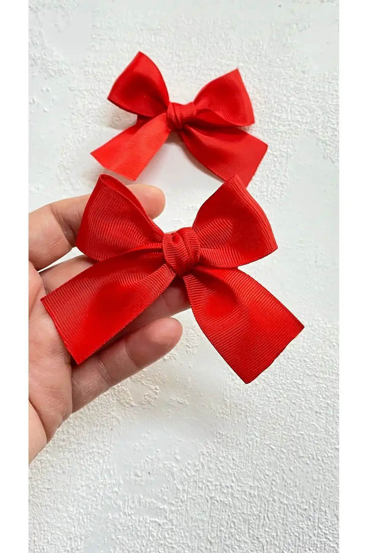 Kırmızı Kurdele Toka ile Çanta ve Aksesuar Tasarımlarında Şıklık ve Özgünlük Yaratın