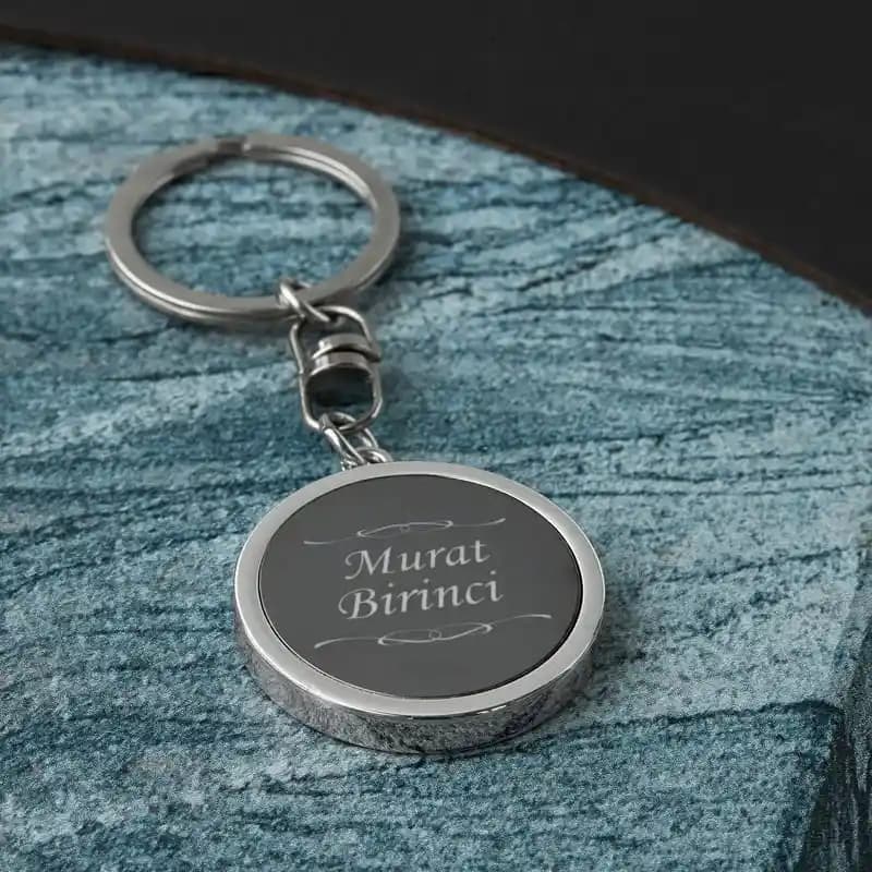 Özel Anahtarlık Seçenekleri ve Çanta Aksesuarlarıyla Stilinizi Tamamlayın