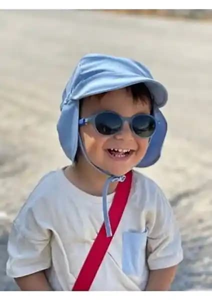 Lunox Polarize Mavi Çocuk Güneş Gözlüğü: Güvenli ve Konforlu Koruma İçin Mükemmel Seçenek