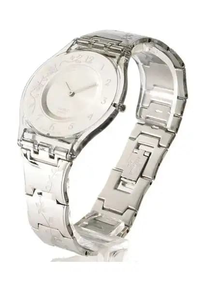 Swatch SFK300G Kadın Kol Saati: Zarif ve Dayanıklı Günlük Spor Saatleri