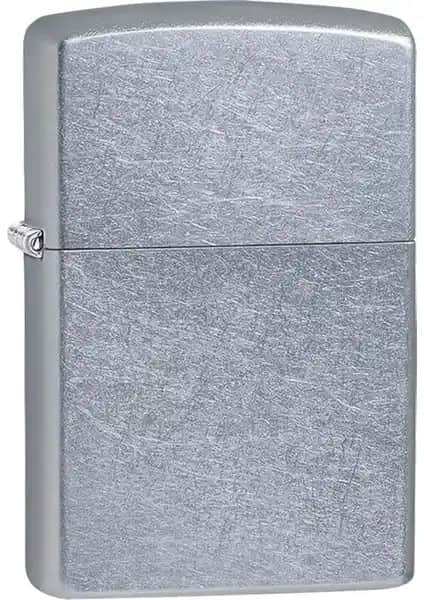 Zippo 207 Regular Street Chrome Çakmak: Sokak Şıklığını Yansıtan Dayanıklı Tasarım