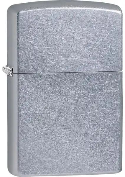Zippo 207 Regular Street Chrome Çakmak: Sokak Şıklığını Yansıtan Dayanıklı Tasarım