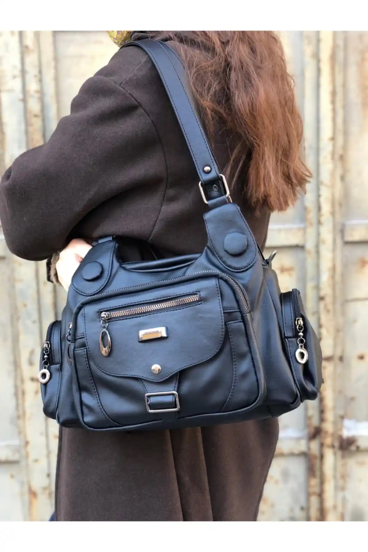 LebinaBol Gözlü Yıkanmış Deri Omuz Çantası: Şıklık ve Kullanışlılık