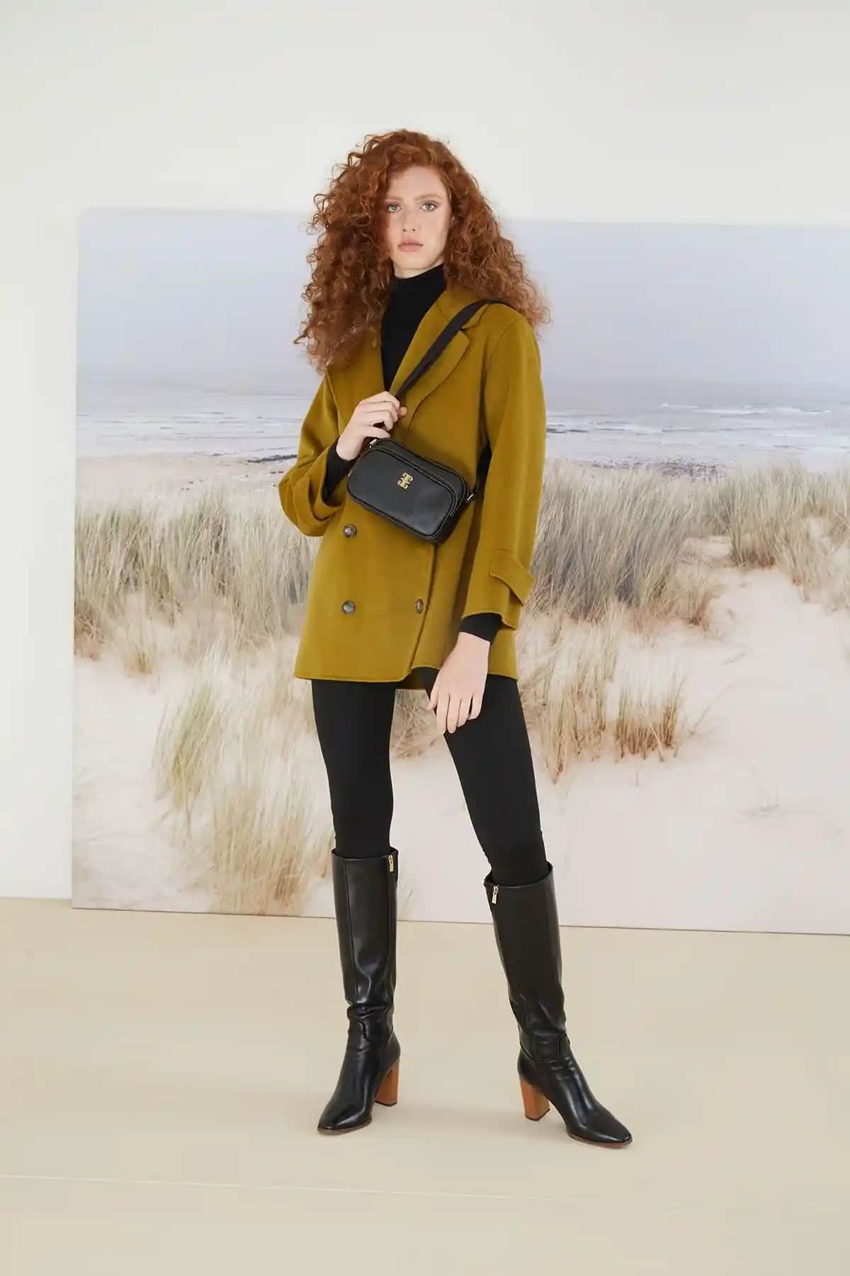 Pierre Cardin Floater Siyah Kadın Omuz Çantası: Şıklık ve Fonksiyon