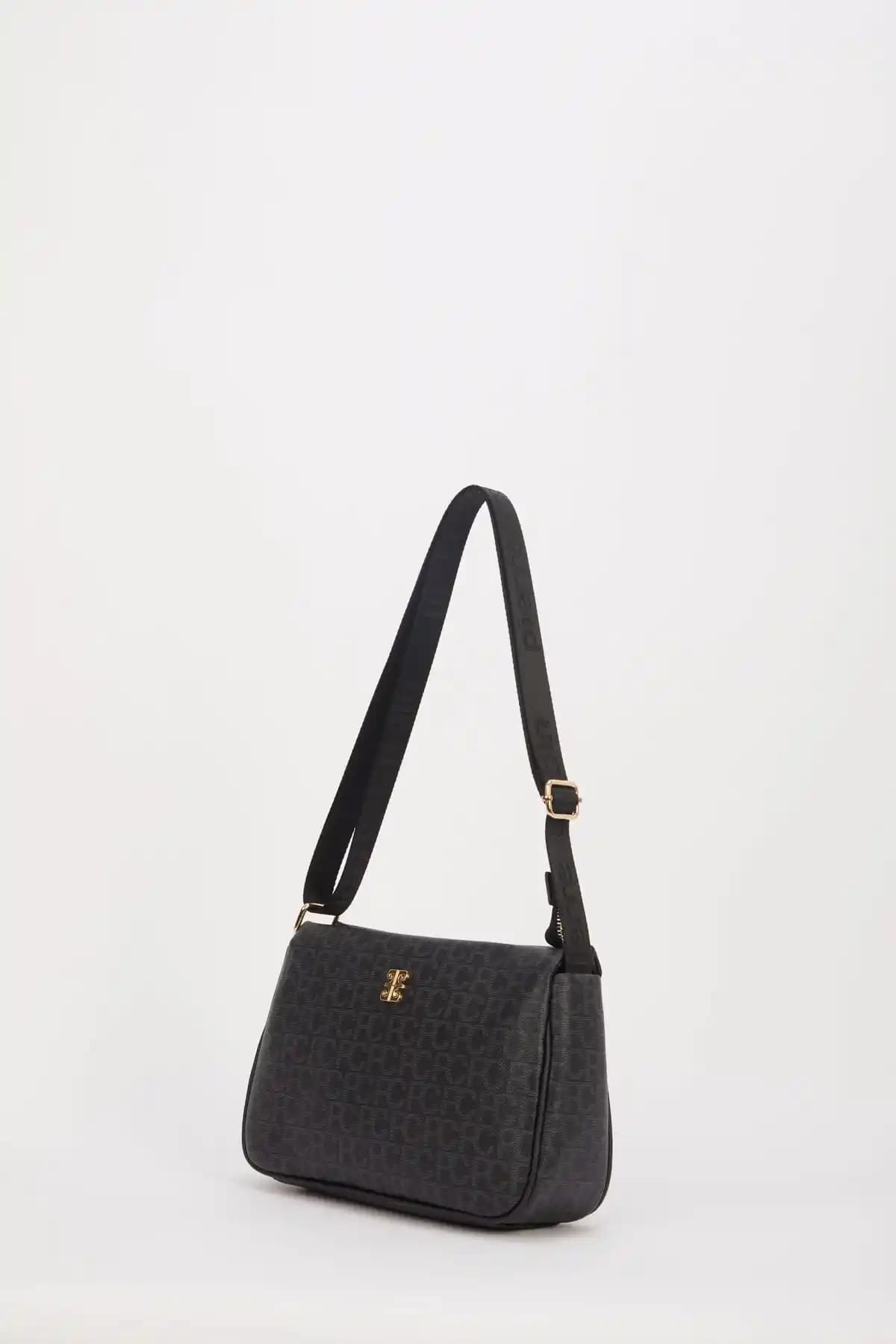 Pierre Cardin Siyah Kadın Omuz Çantası: Şıklık ve Fonksiyon