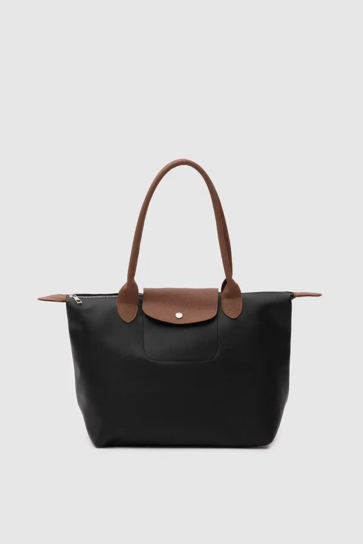 Shule BagsTiger Medium Siyah Omuz Çantası İncelemesi ve Özellikleri