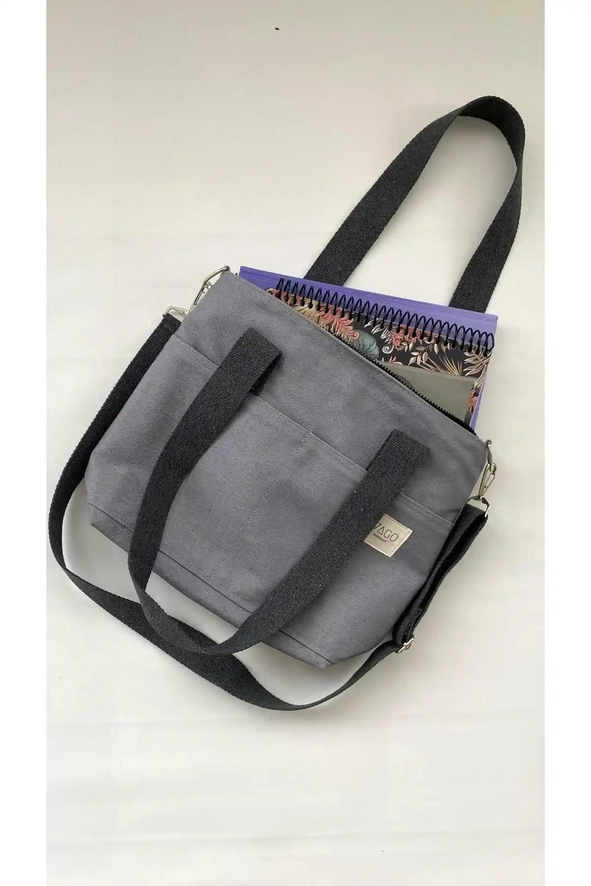 VAGO COLLECTION Gri Kolej Kanvas Çanta: Fonksiyonel ve Şık Alternatif