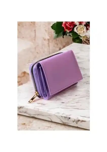 Dericom ve Exalte Kadın Cüzdanları Karşılaştırması: Tasarım, İşlevsellik ve Malzeme Kalitesi