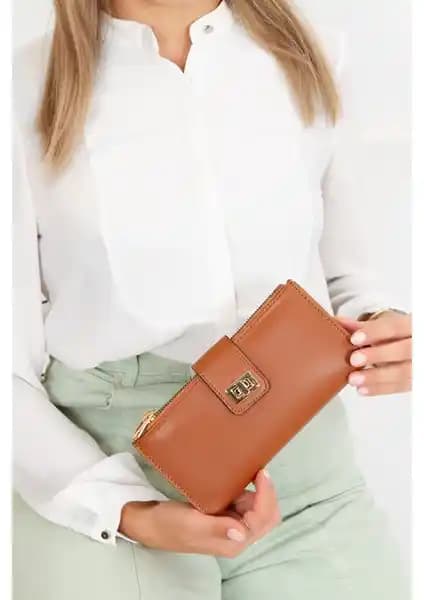 Hakan Çanta Byhakan Nwc-02 Kadın Cüzdanı: Şık ve Fonksiyonel Günlük Aksesuar