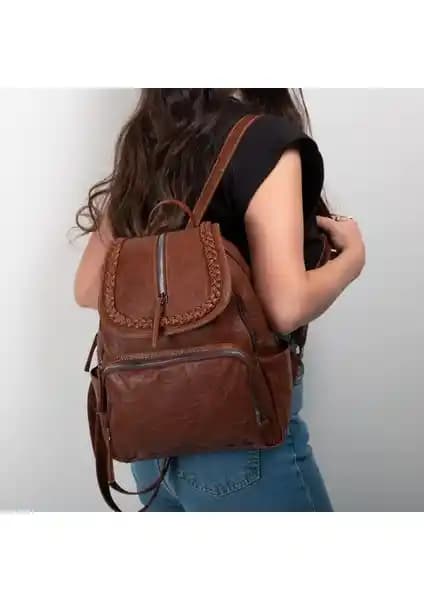 Kadın Günlük Kullanım İçin Sırt Çantası Karşılaştırması: Hakan Çanta Gk20 ve ZX Modeli