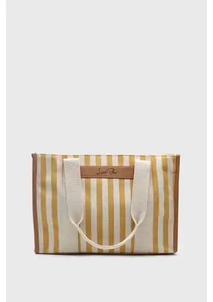 Lunablu Kadın Çantaları Karşılaştırması: Sarı ve Vizon Çizgili Modellerin Özellikleri