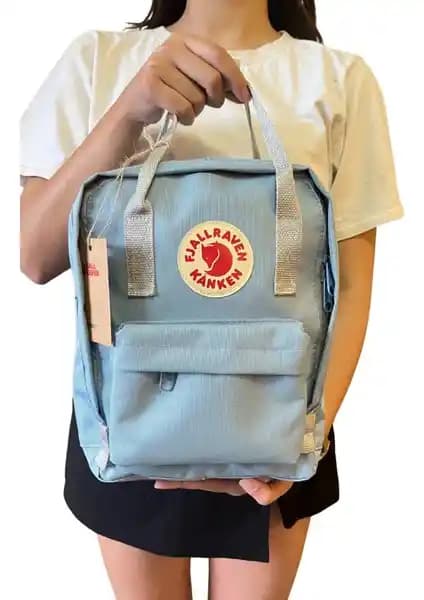 Sacculum Çanta Günlük Kullanım İçin Hafif Şık ve Su Geçirmez Çok Renkli Tasarım