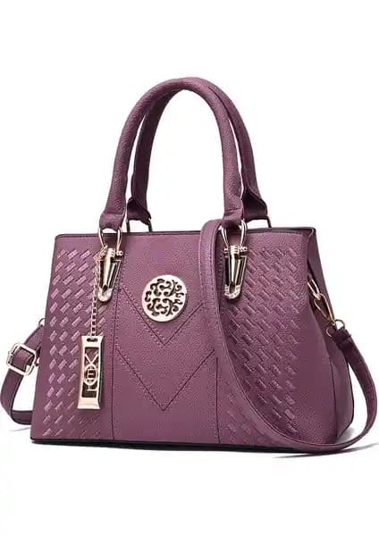 Heers Kadın Deri Çantaları: İngiltere Stilinde Şıklık ve Fonksiyonel Tasarım