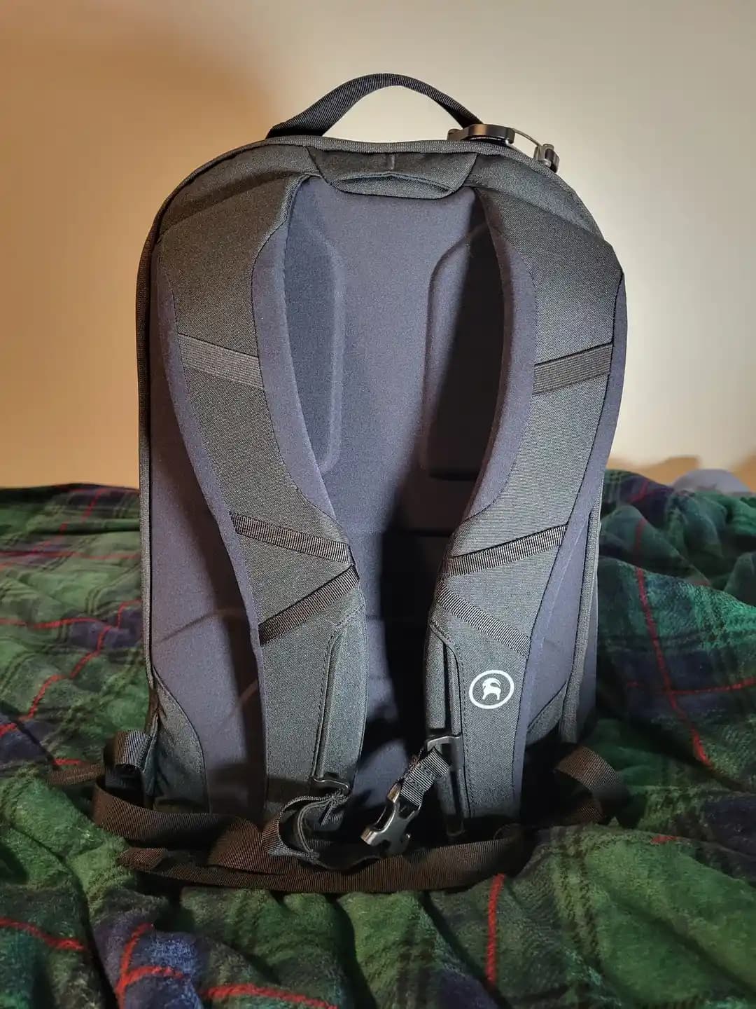 Backcountry Destination Sırt Çantası: İnternette Bulunmayan Nadir Modelin Teknik İncelemesi