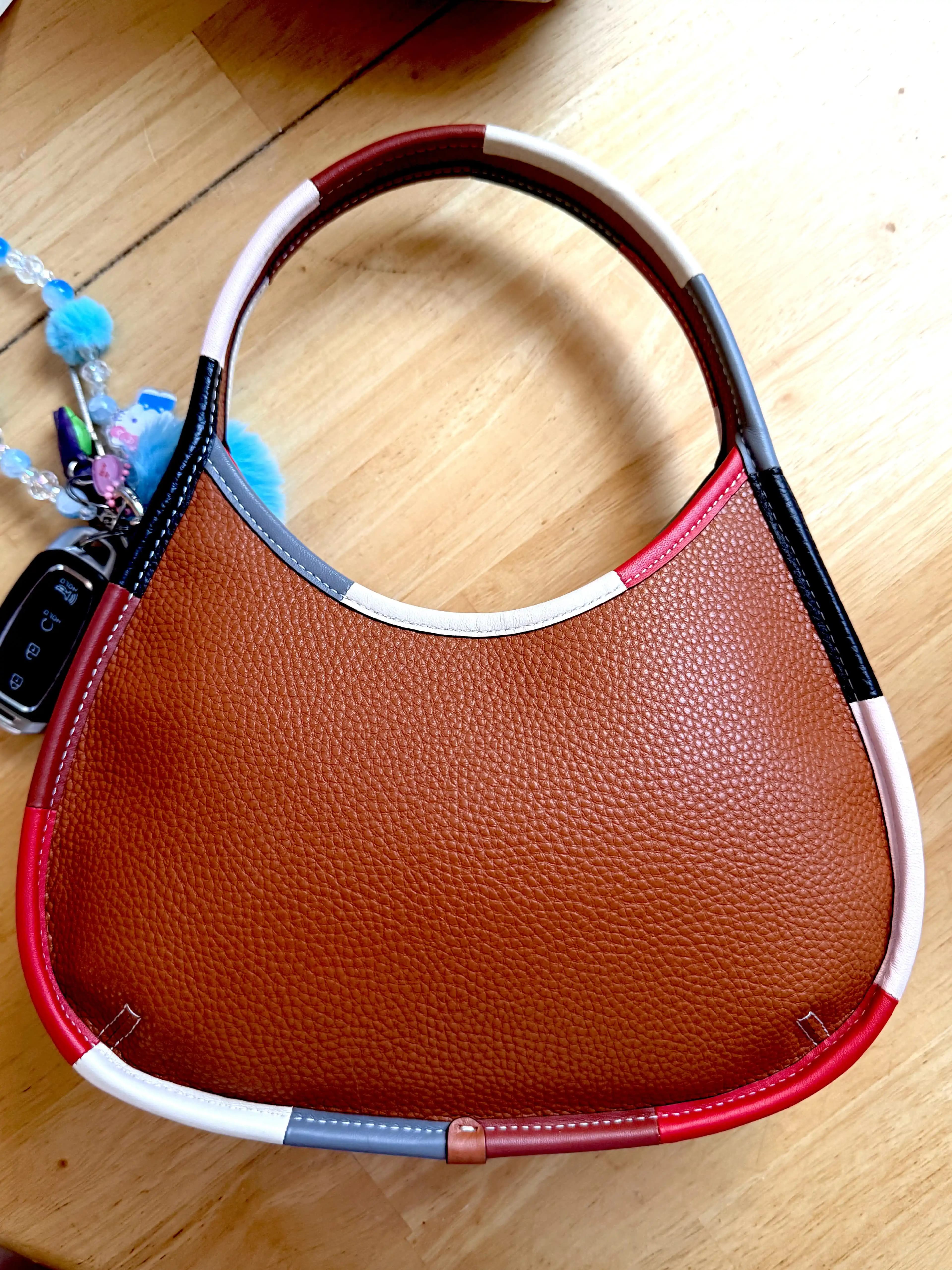 Ergo Çanta Koleksiyonu ve Küçük Çantaların Kullanımına Dair Detaylı İnceleme