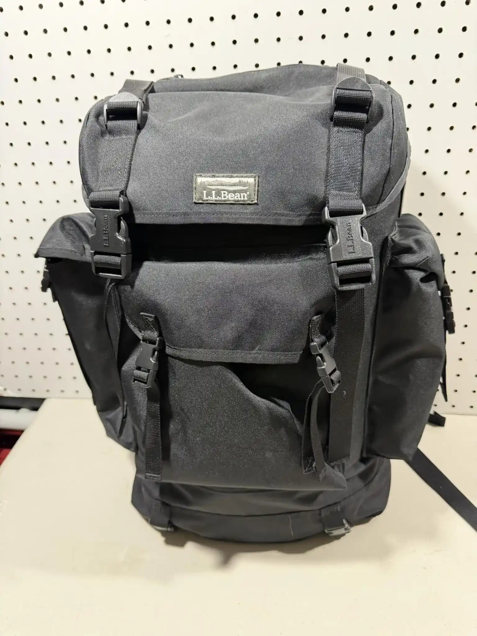 LL Bean Continental Rucksack ile 3 Mevsimlik Minimalist Onebag Seyahat Çantası