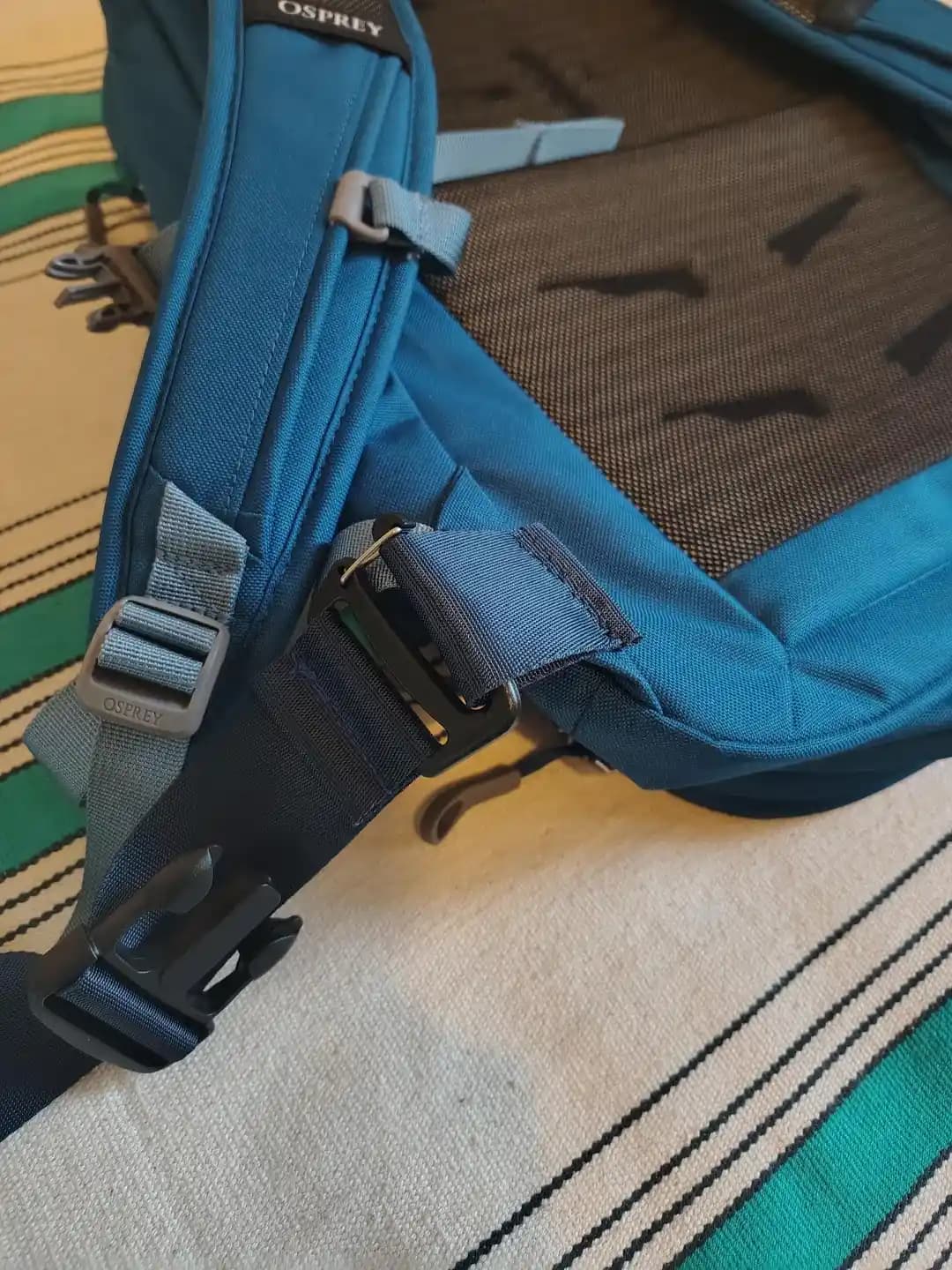 Osprey Daylite 26+6 Sırt Çantasına Çıkarılabilir Kalça Kemeri Eklenmesi ve Kullanıcı Deneyimleri