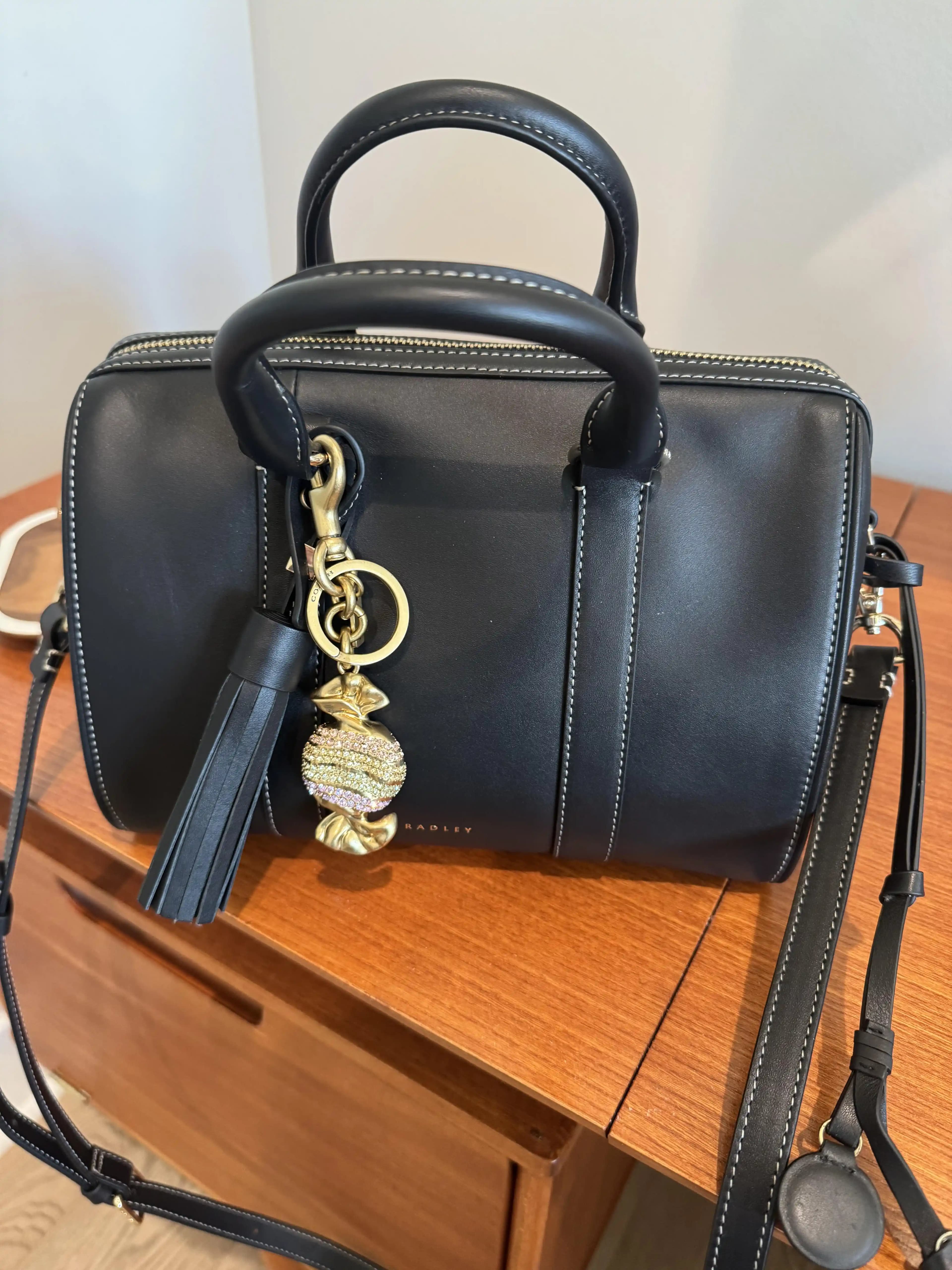 Radley Çantaları: Kaliteli Deri, Fonksiyonel Tasarım ve Uygun Fiyat Dengesi