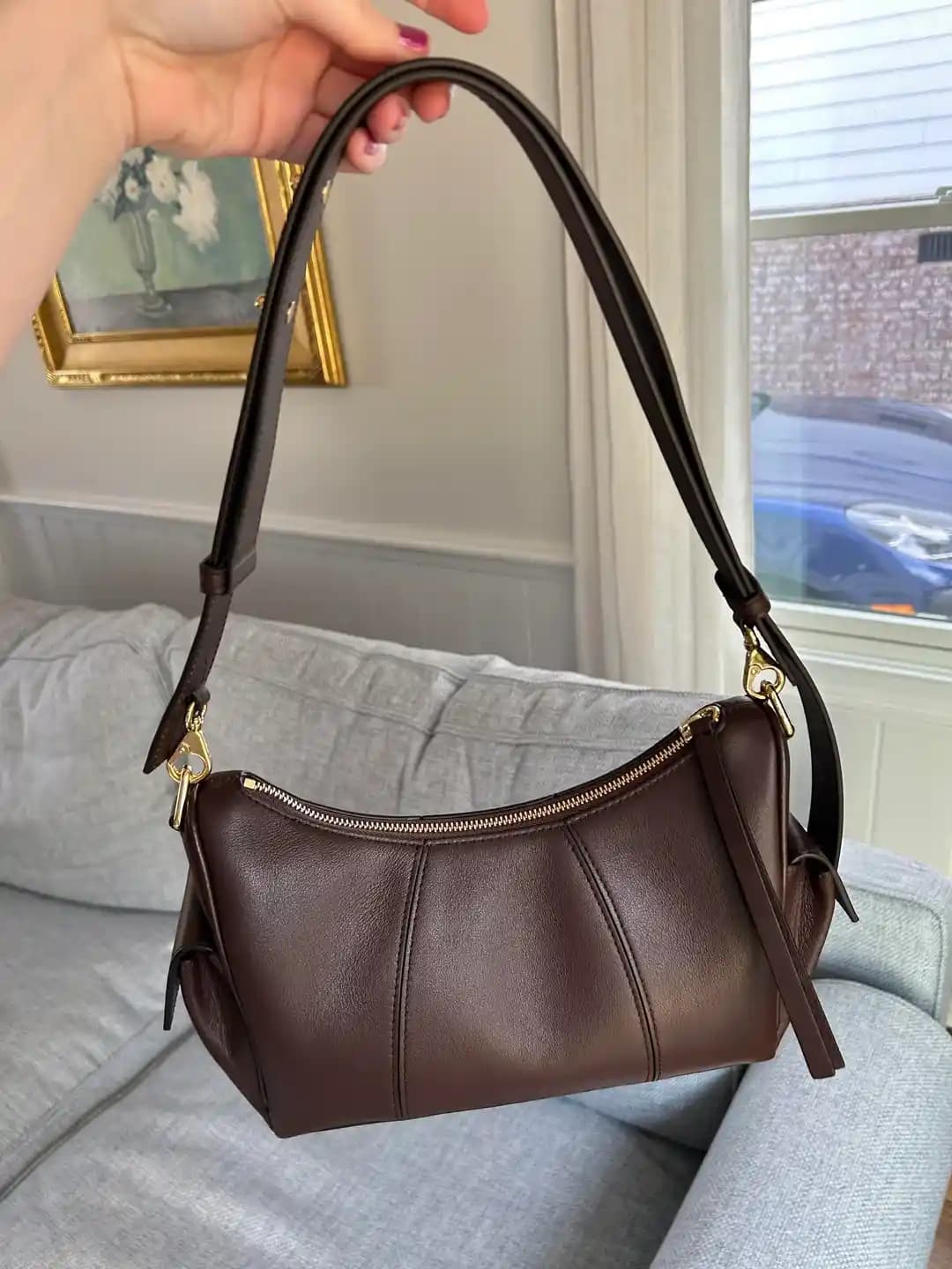 RSVP Paris Small Batman Deri Çanta İncelemesi: Tasarım, Fonksiyonellik ve Kullanıcı Deneyimleri