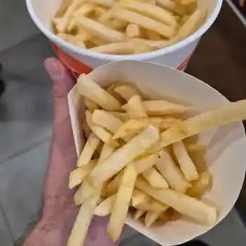 Strathberry Müşteri Hizmetleri ve Ürün Kalitesi Üzerine Detaylı Değerlendirme