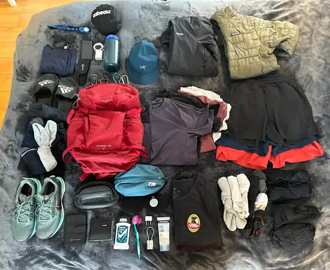 Tayland Seyahati İçin Hafif ve Fonksiyonel Kıyafet ve Ekipman Seçimi Rehberi