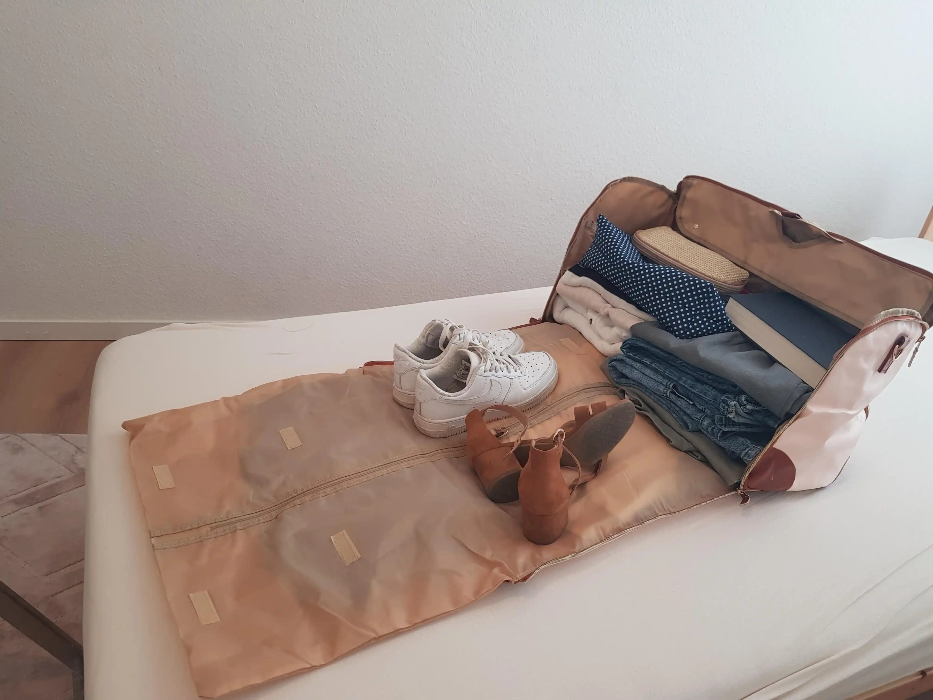 Tek Çanta Seyahatinde Duffle Çanta Kullanımı ve Etkili Paketleme Yöntemleri