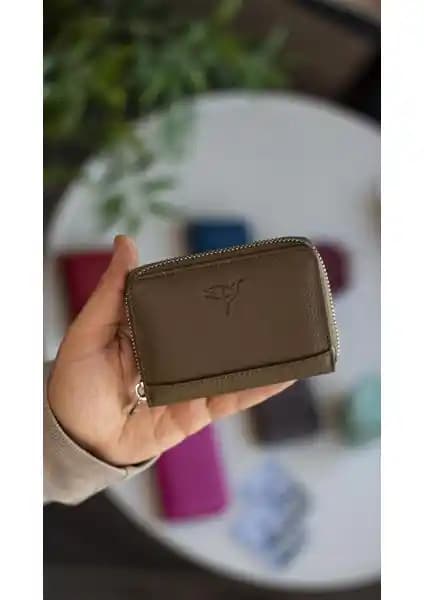 Garbalia Sydney ve Jeep Erkek Deri Cüzdanları Karşılaştırması: Özellikler ve Kullanıcı Yorumları